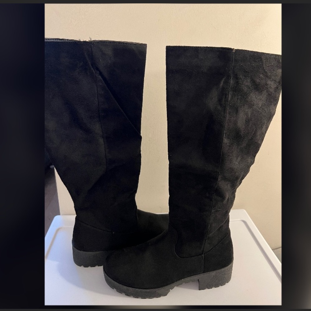 Black Platform Knee high boots